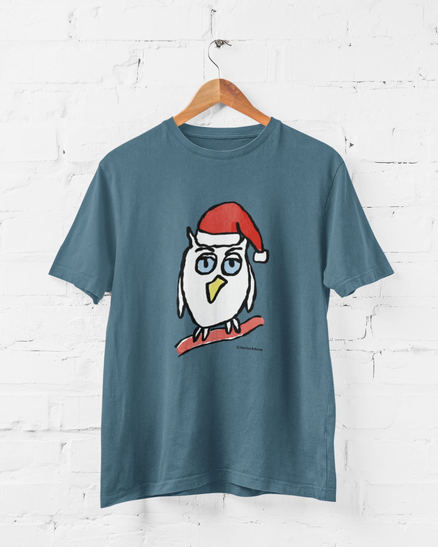 Santa Night Owl T-shirt - Christmas Vegan Cotton T-Shirts